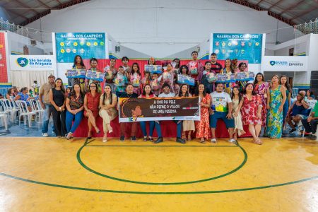 Primeiro Desfile em Alusão ao Dia da Consciência Negra Marca Celebração de Cultura, Identidade e Resistência em São Geraldo do Araguaia.