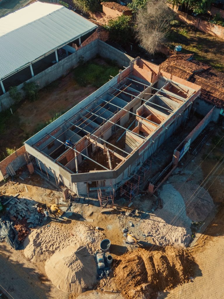 Nova UBS avança e já alcança 62% de conclusão, fortalecendo a saúde no município.